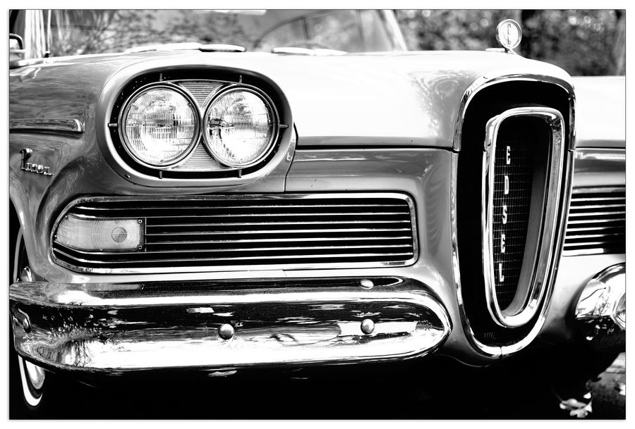 Art Studio - Antique Car, Decorative MDF Panel (90x60cm)